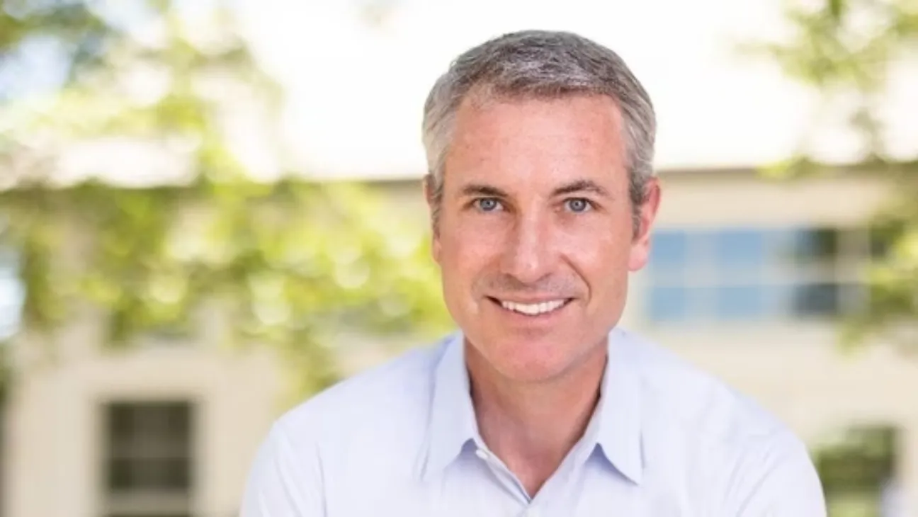 CEO of Tech Firm Astronomer Faces Backlash After Viral Concert Clip and Past Toxicity Claims