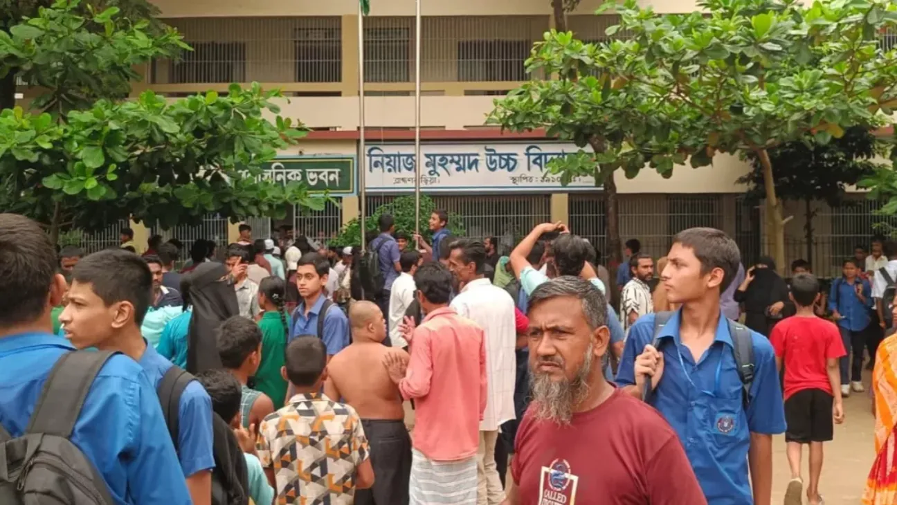 Brahmanbaria School Stampede Injures 50 After Fire Scare