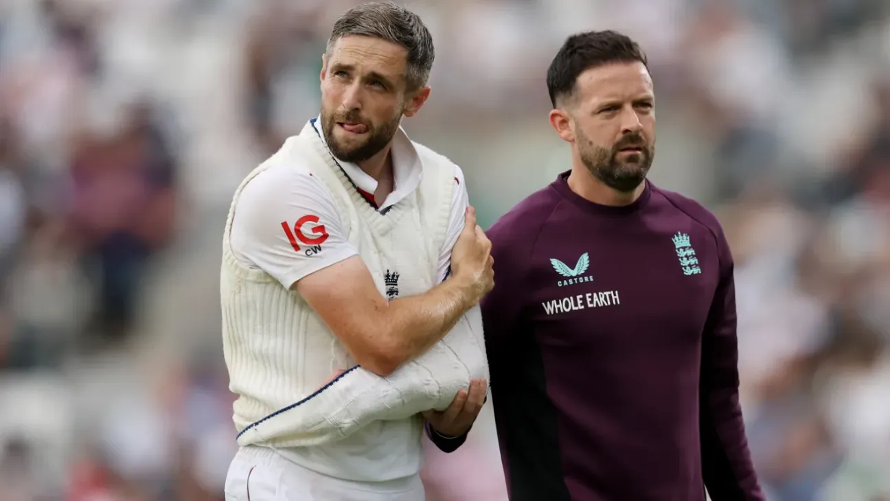 Chris Woakes Injury Puts England on Back Foot in Oval Test