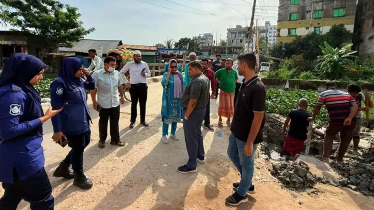 Gazipur Forest Drive Demolishes Over 100 Illegal Structures, Polythene Seized in Four Districts