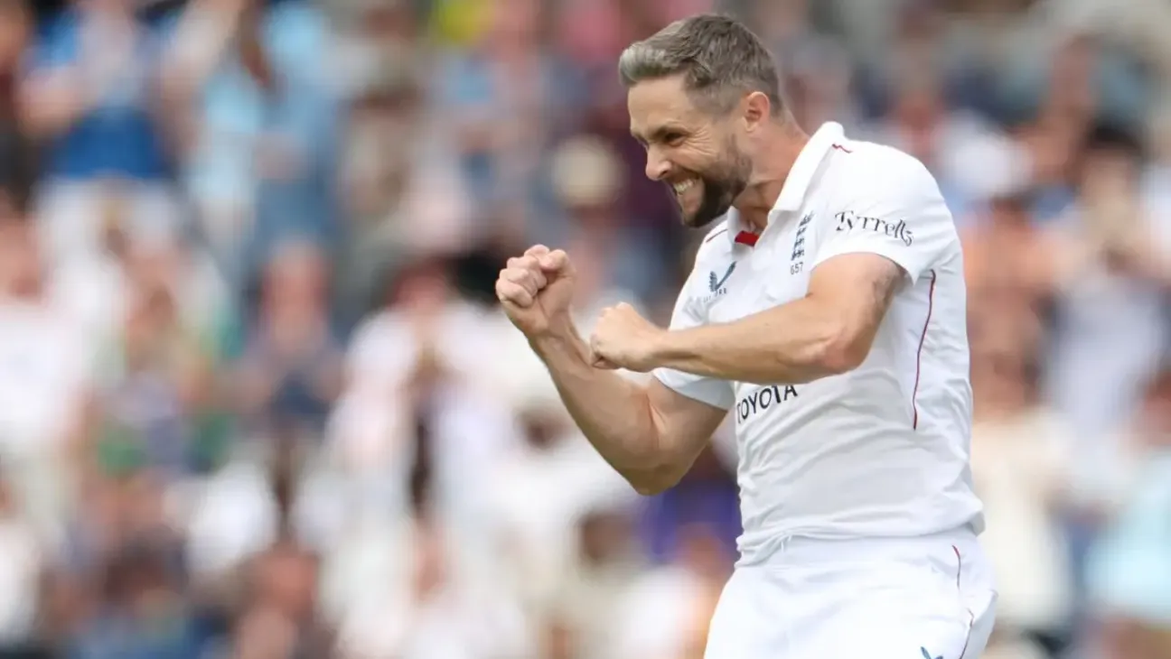 Joe Root Says Injured Chris Woakes Ready to Bat if Needed in England’s Final Push