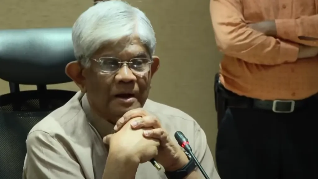 Loan Defaulters Cannot Contest Bangladesh’s 2026 Election, Finance Adviser Says