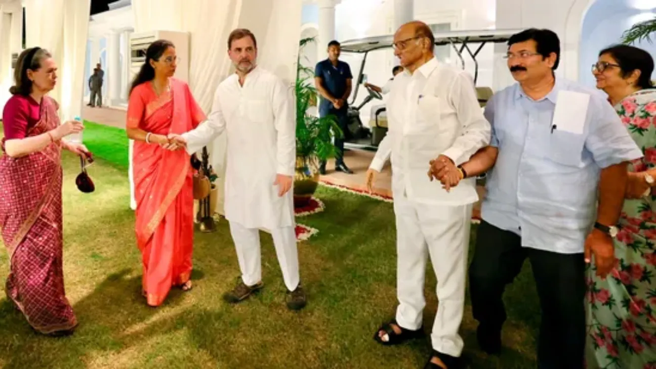 Rahul Gandhi Alleges Voter Roll Fraud, INDIA Bloc to Protest at EC