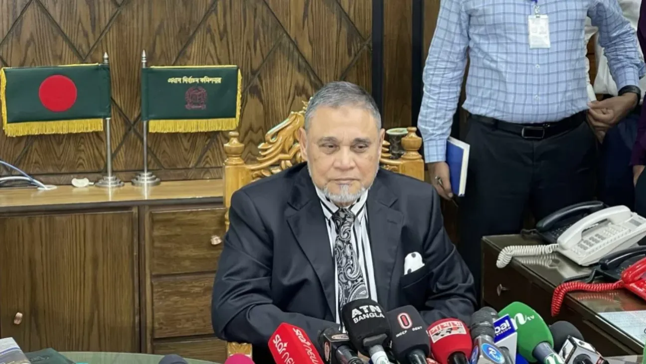 Bangladesh Election Commission Prepares for Polls, Chief Says No Shortcomings Will Be Accepted